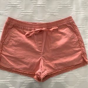 Women’s linen shorts